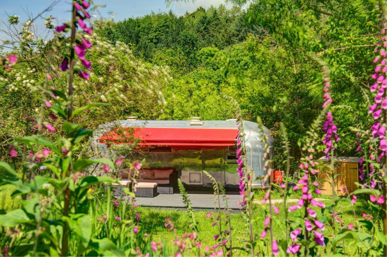 The Airstream Villa Penryn Ngoại thất bức ảnh